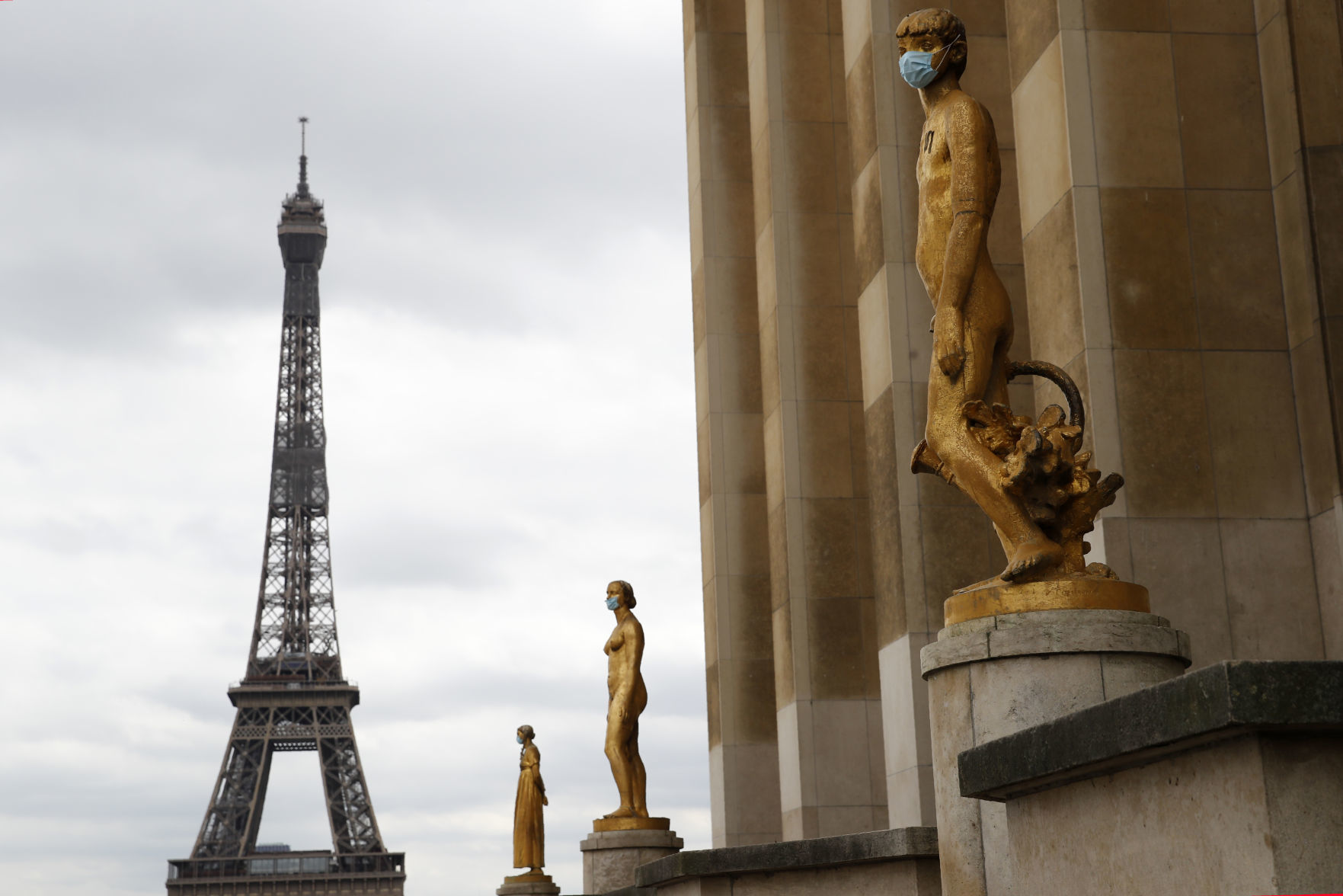 APTOPIX Virus Outbreak France